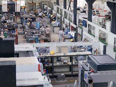 How are car molds made?